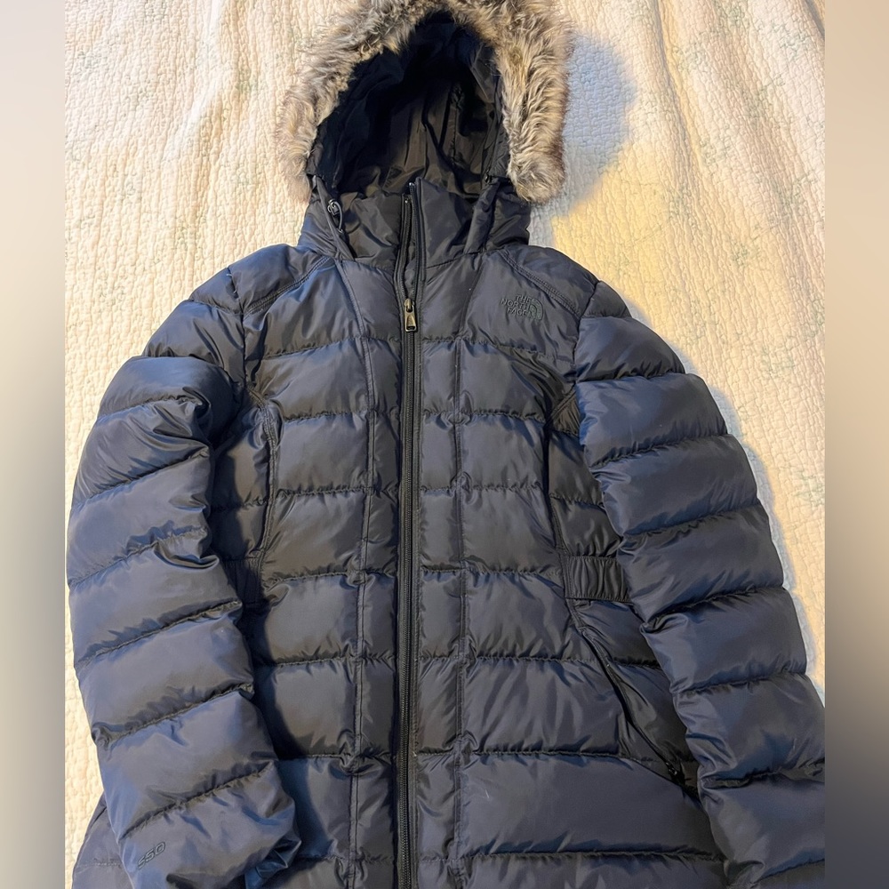 Women’s navy blue North Face jacket